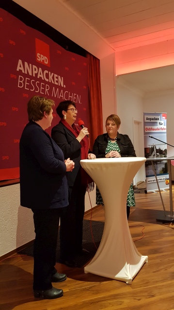 ../fotos/neujahrsempfang_2019/2019-01-11 19.27.28.jpg